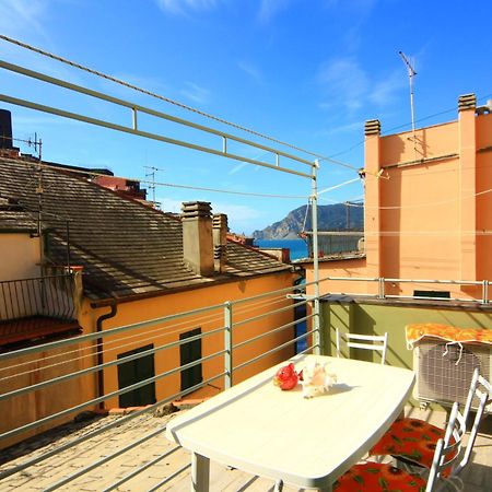 Vernazza Vacation Room photo